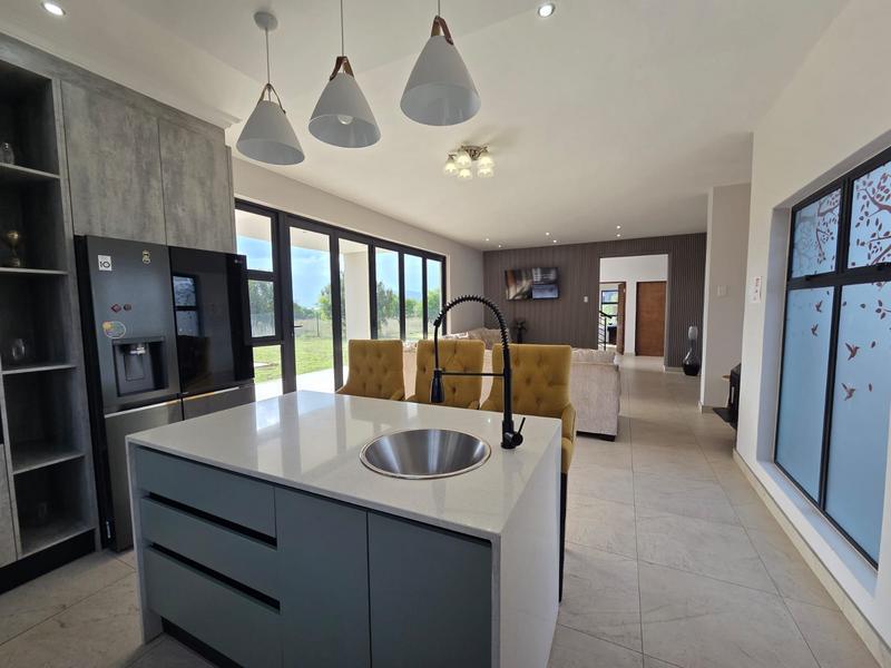 4 Bedroom Property for Sale in Hartbeespoort Dam Nature Reserve North West